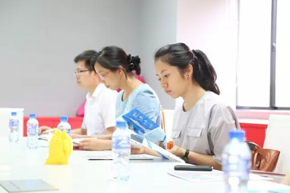 中山大学在天威参观