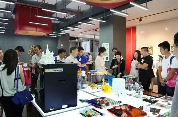 香港三维打印协会参观天威3D打印机