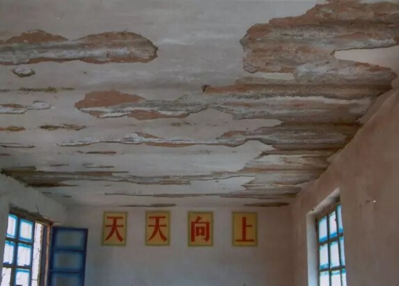土佛寺村天威助学长征苗圃希望小学